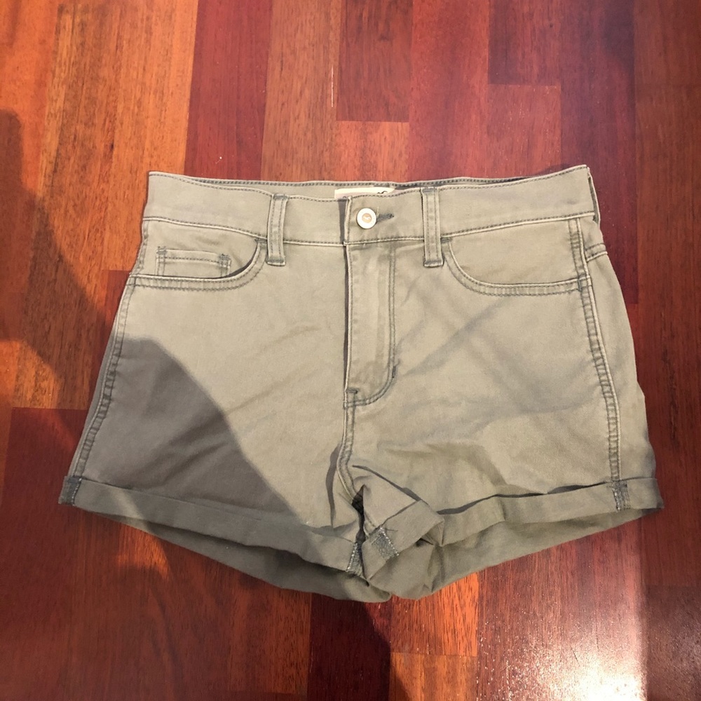Green High rise shorts